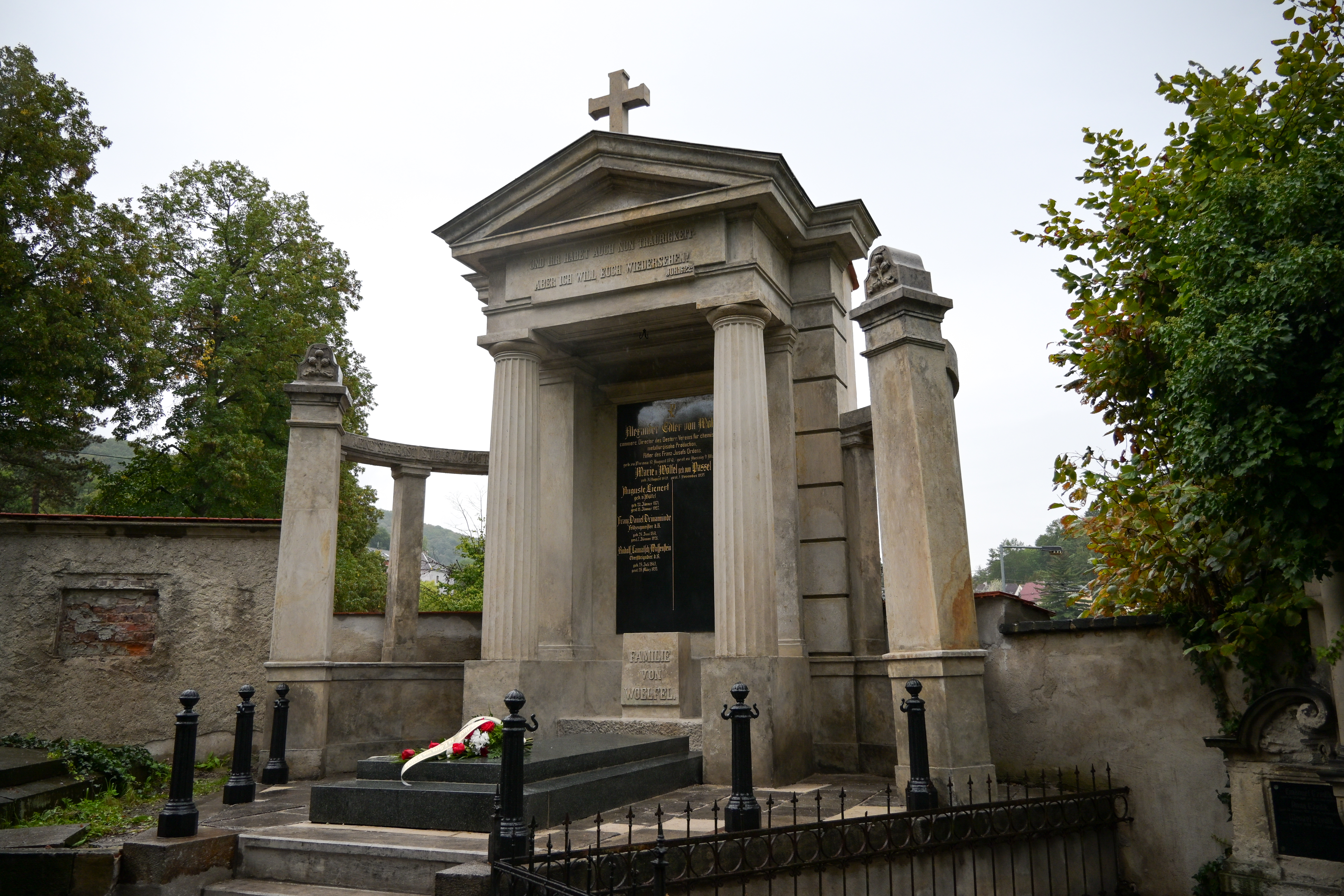 20250925 velka 1 hr | WebJET CMS Hrobka