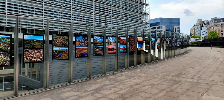 11 8 22 akt 1 | WebJET CMS foto výstavy