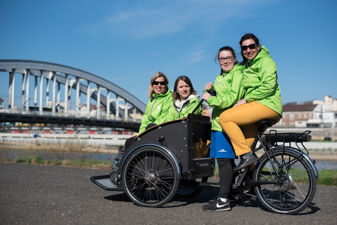 rao 0768 | WebJET CMS Tým dobrovolníků testuje provoz cyklorikši