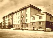 Lidické náměstí s výhledem na muzeum města Ústí nad Labem.