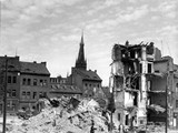 Vybombardované centrum města po II. světové válce